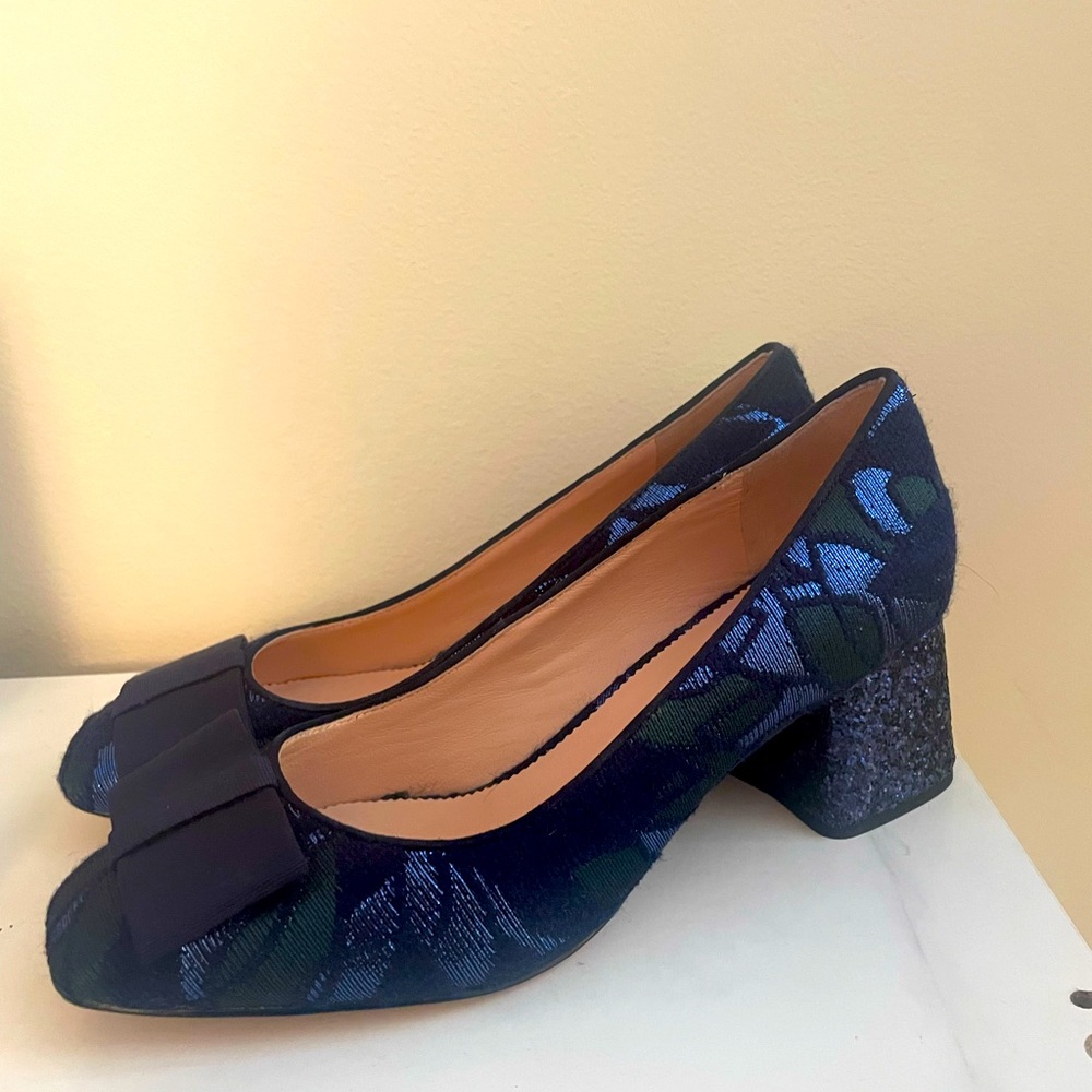 NWOT JCrew navy&green brocade heels with sparkle heel